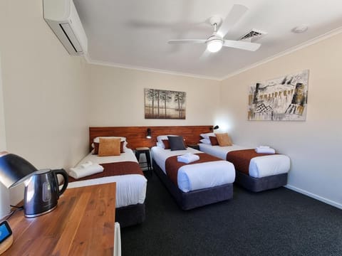 Black Sheep Motel Goulburn Vacation rental in Goulburn