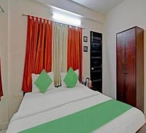 FabHotel Ashraya Inn Vacation rental in Kolkata