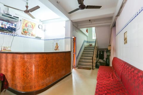 OYO Flagship 75538 Hotel Vijay Vacation rental in Bengaluru