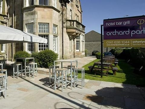 The Orchard Park Hotel Vacation rental in Glasgow