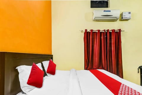 Flagship Hotel Suman Niwas Hotel in Lucknow