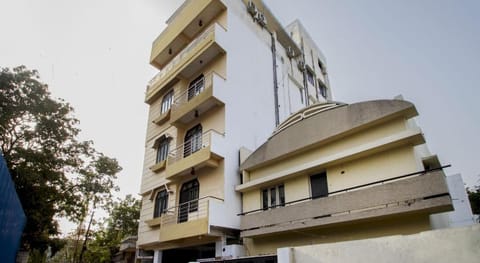 Collection O Hotel Park Heights Banjara Hills Near Gvk One Mall Vacation rental in Hyderabad