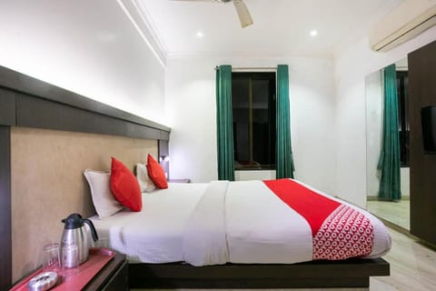 Hotel Prince Residency Vacation rental in Thane