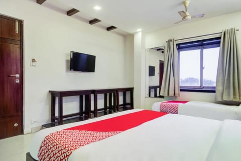 OYO Hotel M Hotel in Vijayawada