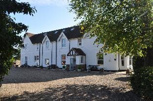 Hookwood Lodge Vacation rental in Horley