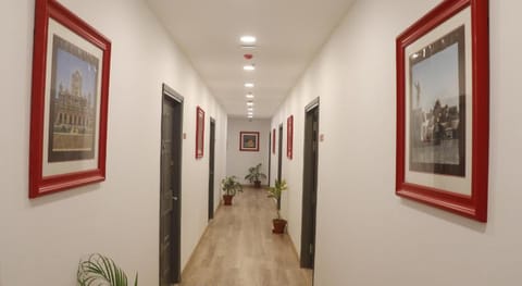 Click Hotel Transport Nagar Vacation rental in Lucknow