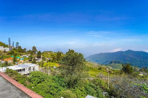 FabExpress Corner Stone Vacation rental in Kodaikanal