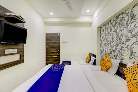 SPOT ON 75190 Hotel Gitanjali Inn Hotel in Ahmedabad