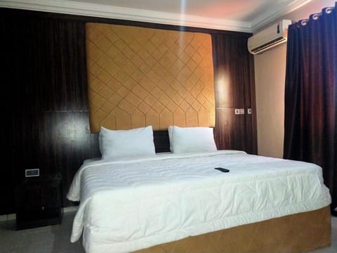 Pameec Luxury Suites Utako Hotel in Abuja