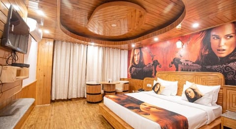 Hotel smugglers Vacation rental in Manali