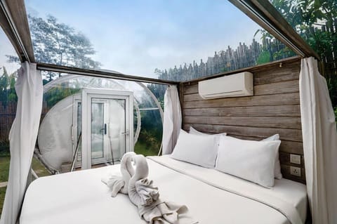 Romantic Bubble Dome Tente de luxe in Tampaksiring