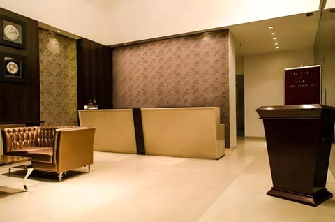 Hotel Lxia Vacation rental in Pune