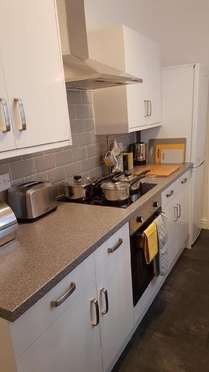 Townhouse @ Birches Head Road Stoke Vacation rental in Stoke-on-Trent