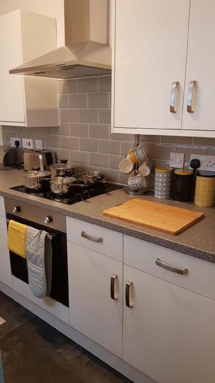 Townhouse @ Birches Head Road Stoke Vacation rental in Stoke-on-Trent