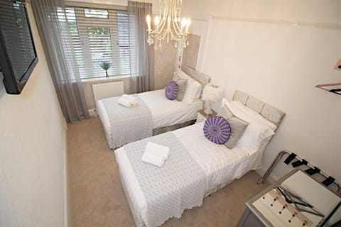 Stay at No. 2 Bed and Breakfast in Taunton