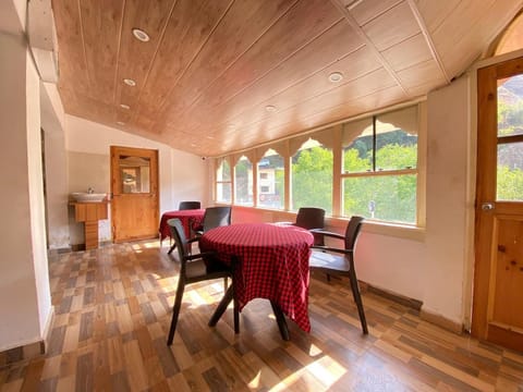 Munaals Nest Vacation rental in Uttarakhand