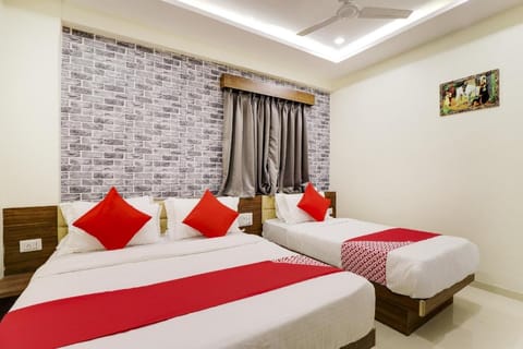 OYO Hotel Grand Vacation rental in Vadodara