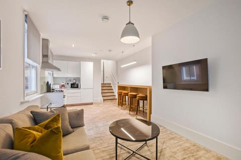 Victoria House by Q Apartments Vacation rental in Reading