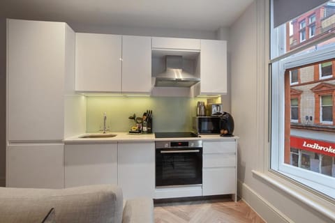 Victoria House by Q Apartments Vacation rental in Reading