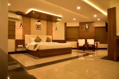 WHITE SUITE HOTEL Vacation rental in Kozhikode