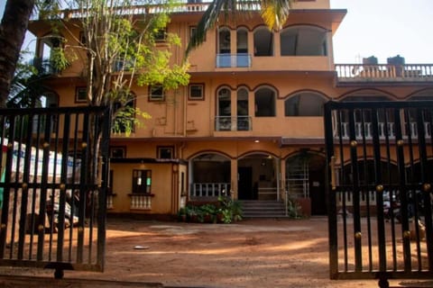 Costa De Calangute Hotel in Calangute