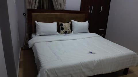 Prestige Resident Apartments and Homes LTD Condominio in Abuja
