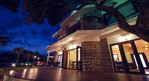 Tranquil resort and spa Vacation rental in Mahabaleshwar