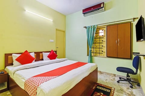OYO Saga Inn Guest House Near City Centre Salt Lake Hotel in Kolkata