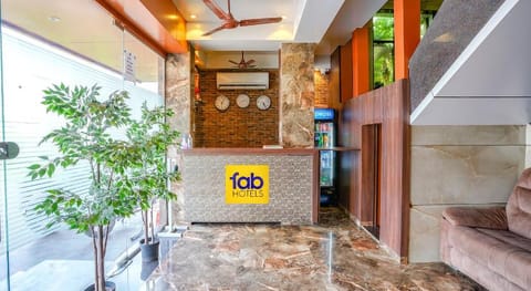 Hotel Super 7 Inn Vacation rental in Thane