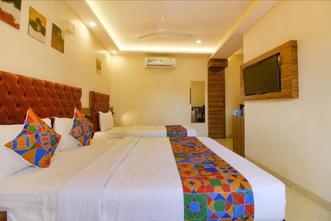 FabExpress Peninsula Suites Hotel in Mumbai