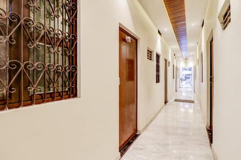 SPOT ON 79760 L G Guest House Hotel in Varanasi