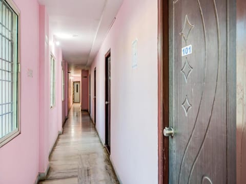 OYO Hotel Sri Deepika Ramachandran Residency Vacation rental in Visakhapatnam