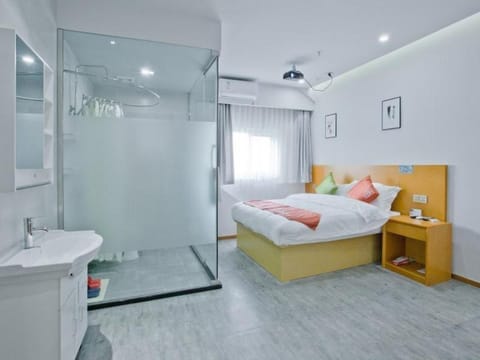 Shell Hotel Beijing Tongzhou District Universal Studio East Wansheng Metro Station Vacation rental in Beijing