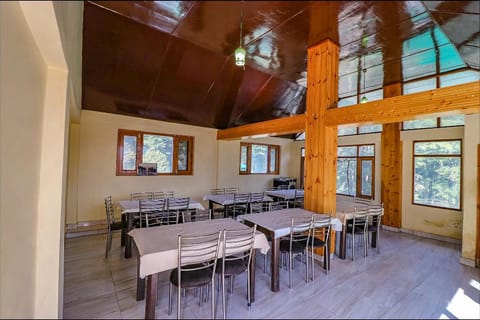 FabHotel Shandela Vacation rental in Manali