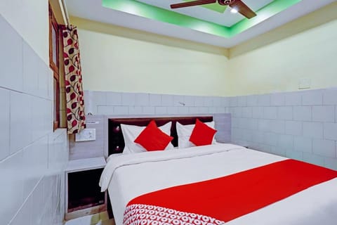 OYO Sam Guest House Near Marina Beach Hôtel in Chennai