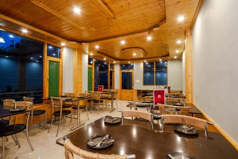 Hotel Kanyal Hills Vacation rental in Manali