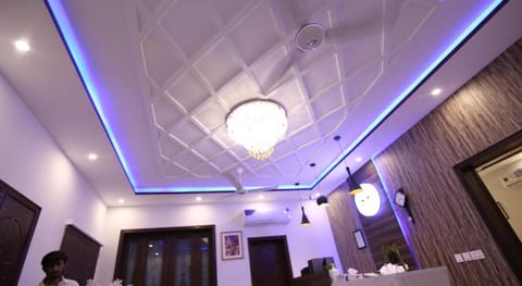 CUZZY INN HOTEL Vacation rental in Lahore