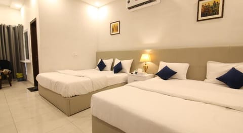 CUZZY INN HOTEL Vacation rental in Lahore