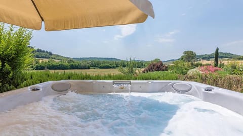 PODERE BELLARIA 18&2, Emma Villas Vacation rental in Tuscany