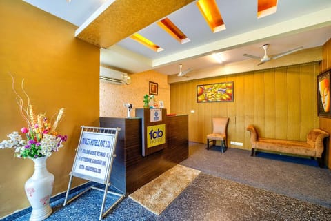 FabHotel Rivlet Vacation rental in Gurugram