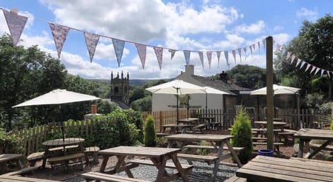 The Pickled Pheasant  Vacation rental in Holmfirth