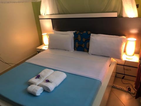 Airport Unique Hotel Bed and Breakfast in Uganda