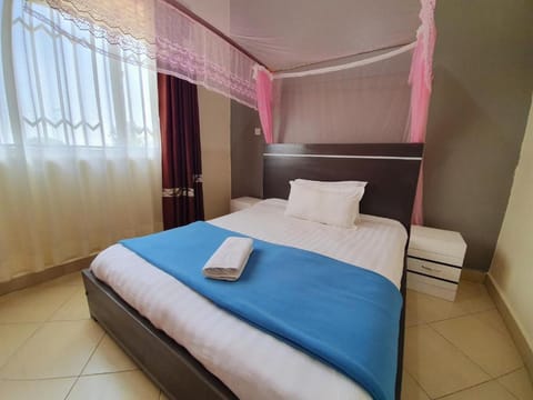 Airport Unique Hotel Bed and Breakfast in Uganda