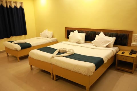 Sravanthy Inn Love hotel in Tirupati