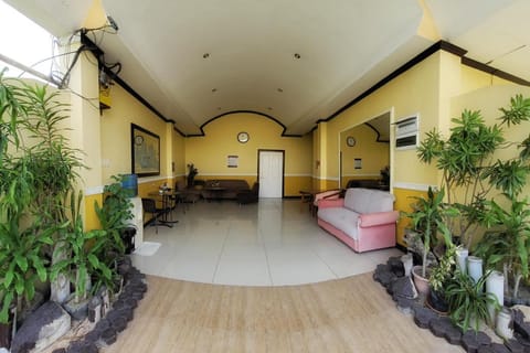 Sunny Point Hotel Vacation rental in Davao City