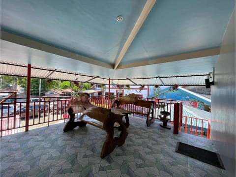 OYO 795 Tapales Guest House Hotel in Central Visayas