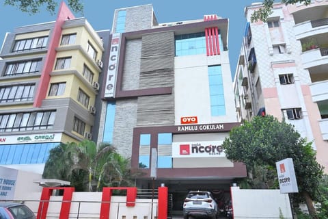 OYO Eesha Ncore Rooms Hotel in Visakhapatnam