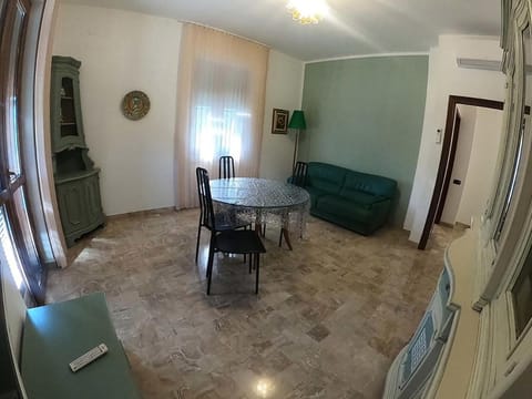 Apartment Superiore a 950 metri dal mare Vacation rental in Albisola Superiore