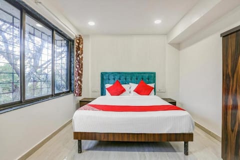 OYO 82133 Hotel Yashoda Residency Vacation rental in Mumbai