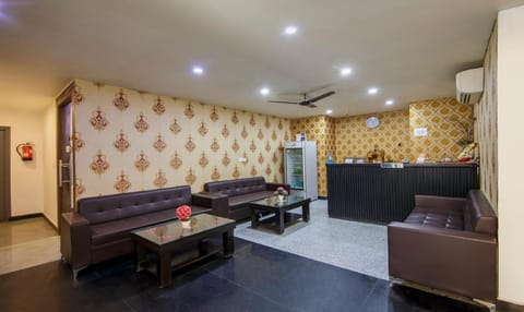 Treebo Noida Express Vacation rental in Noida